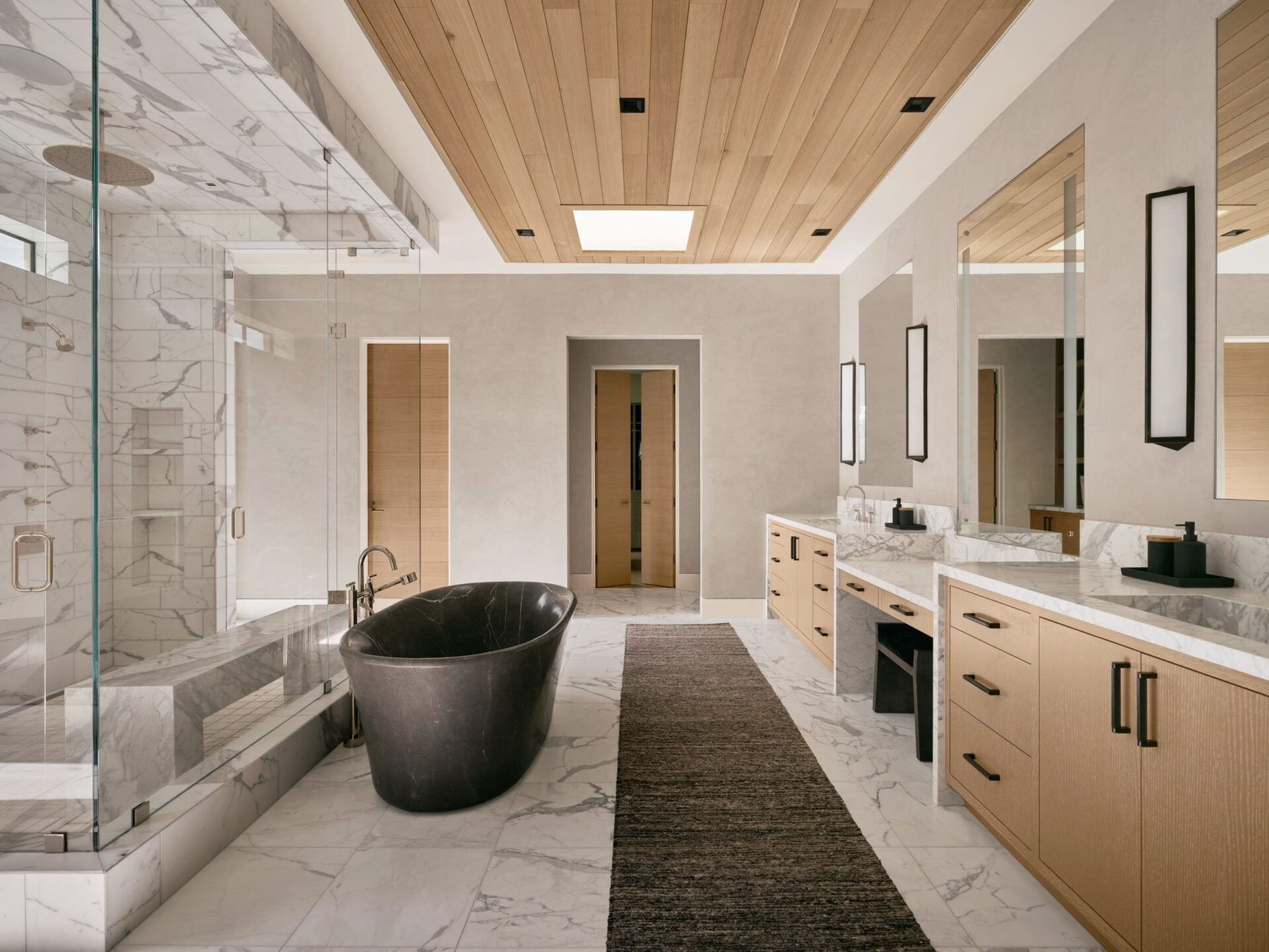 Luxury primary bath in Arizona custom home